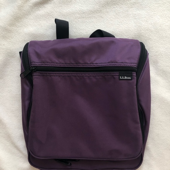 L.L. Bean Handbags - L.L.Bean travel organizer bag 💼🌸